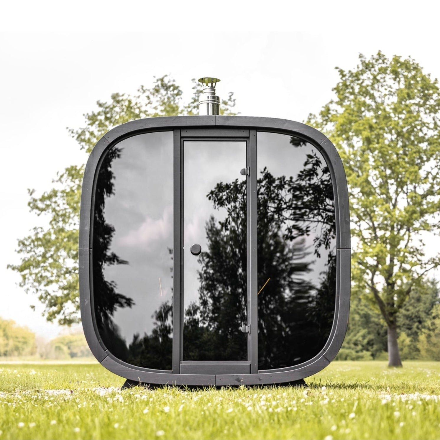 Leil Black Cube Comfort 6-Person Outdoor Sauna - Image 2
