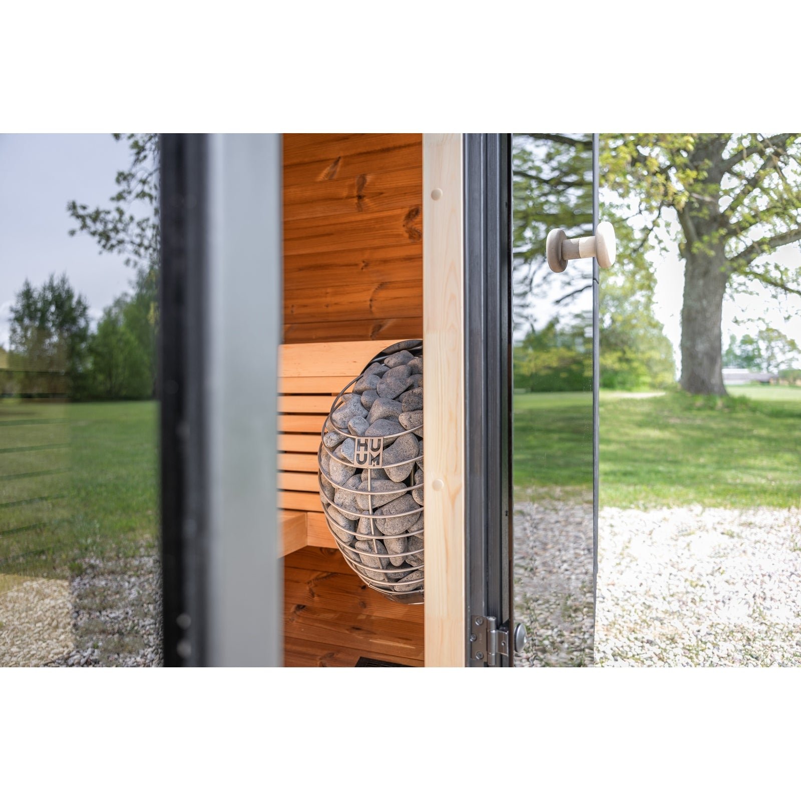 Leil Black Cube Classic 4-Person Outdoor Sauna - Image 14