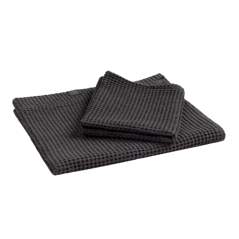 Ovo Sauna Towel Set by HUUM, Black