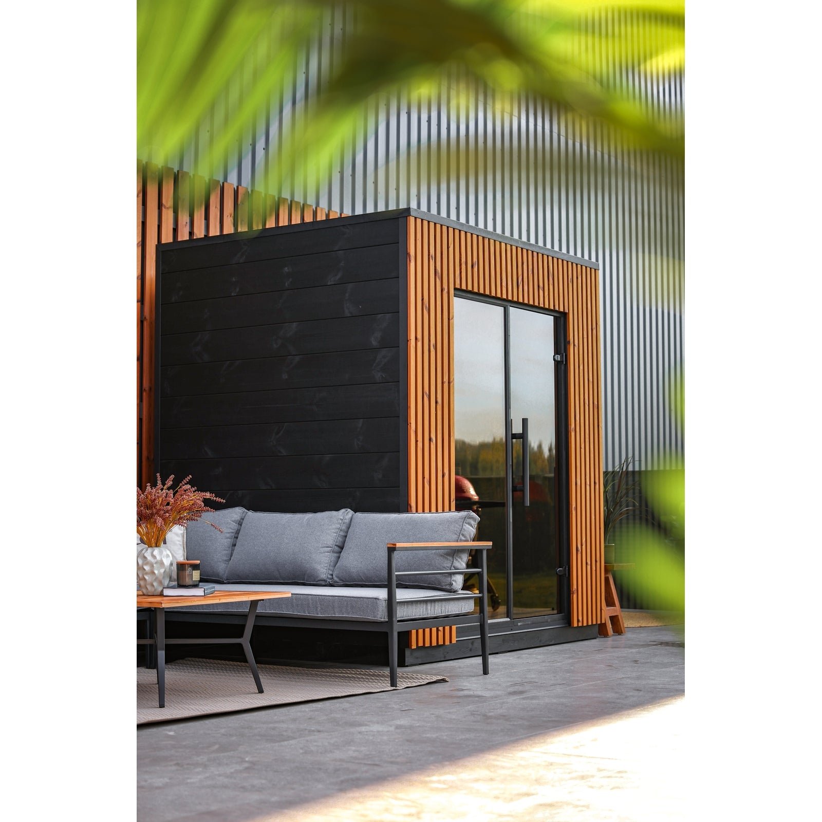 Leil Viva 210 3-Person Outdoor Sauna Kit - Image 4
