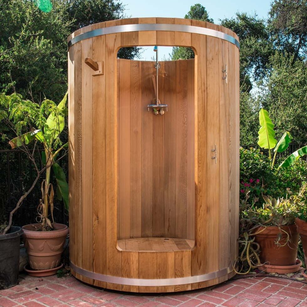 Dundalk Leisurecraft Rainbow Outdoor Shower (Knotty/Clear Red Cedar) - Image 2